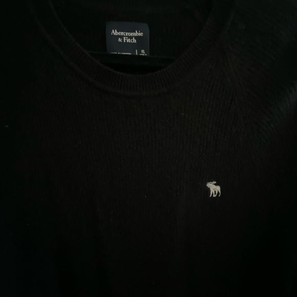 Abercrombie & Fitch Cashmere Sweater - Picture 3 of 3